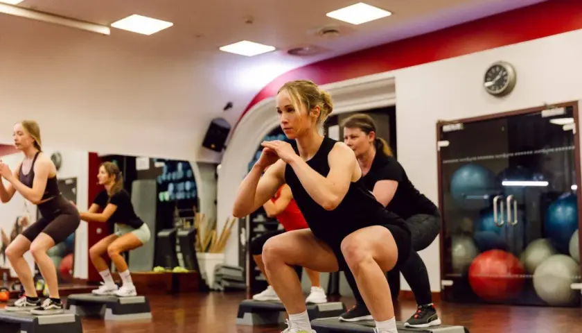 CrossFit Kraków: Gdzie trenować? Przewodnik dla początkujących!
