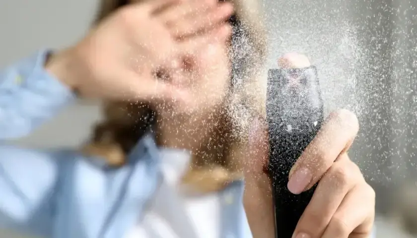 Czy gaz pieprzowy jest legalny? Zasady użycia i Twoje prawa