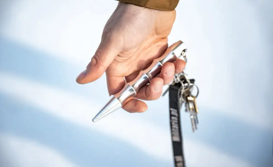 Kubotan: Jak używać? Techniki, legalność, trening. Poradnik