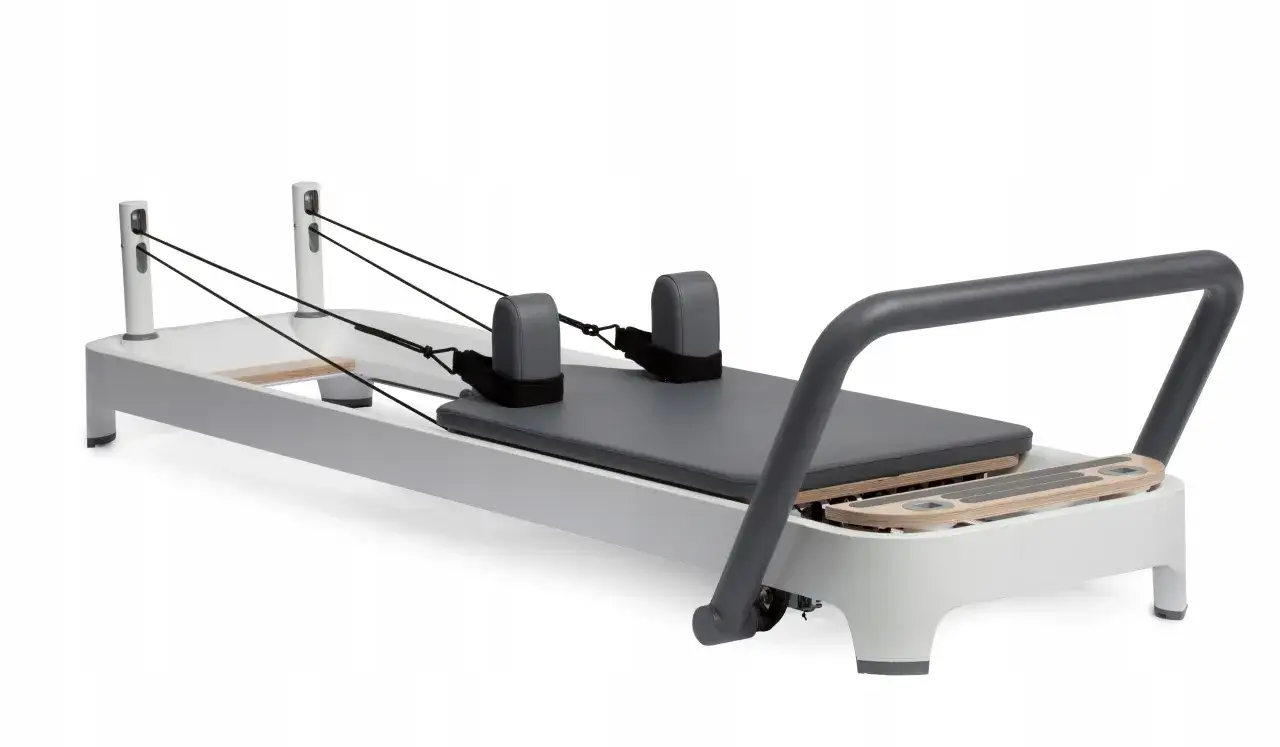 Pilates reformer maszyna